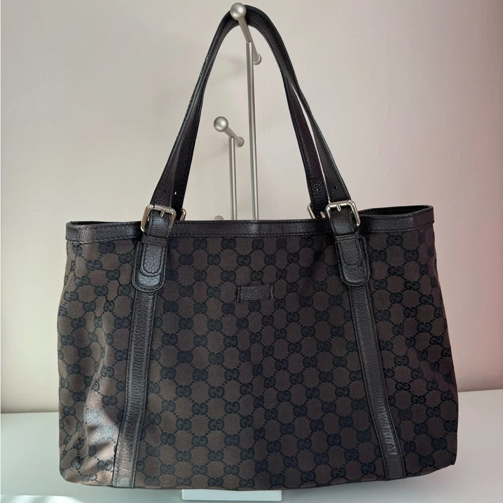 SOLD ON EBAY Gucci Brown and Black GG Canvas Shoulder Bag - Picture 3 of 7